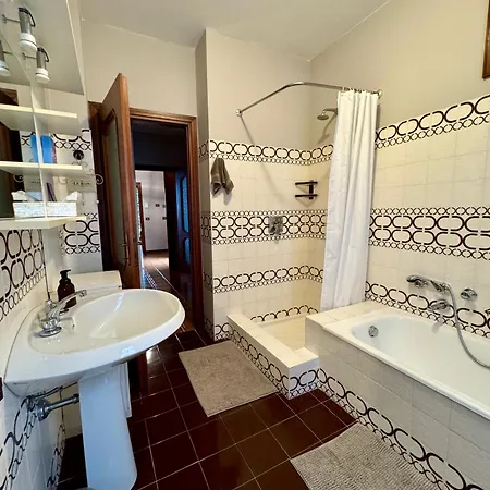 아파트 Casa Emilia View 리에르나